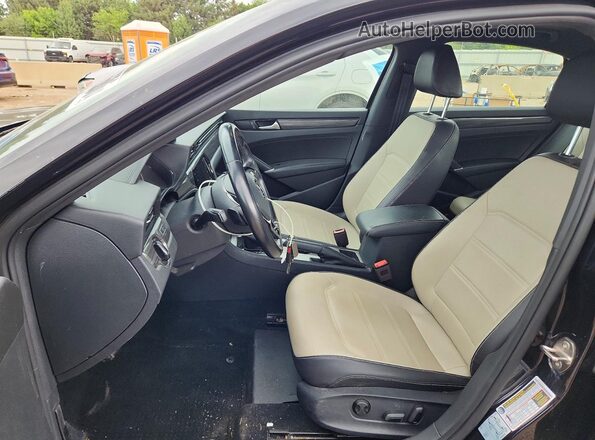 1VWMA7A35MC000951 2021 VOLKSWAGEN PASSAT Черный Вид салона спереди