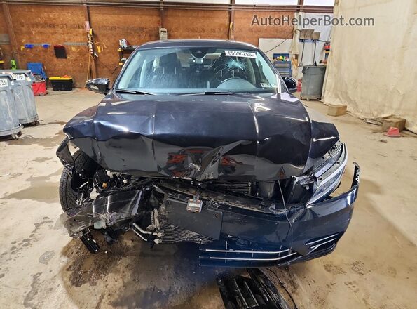 1VWMA7A36KC010496 2019 VOLKSWAGEN PASSAT Черный Вид спереди