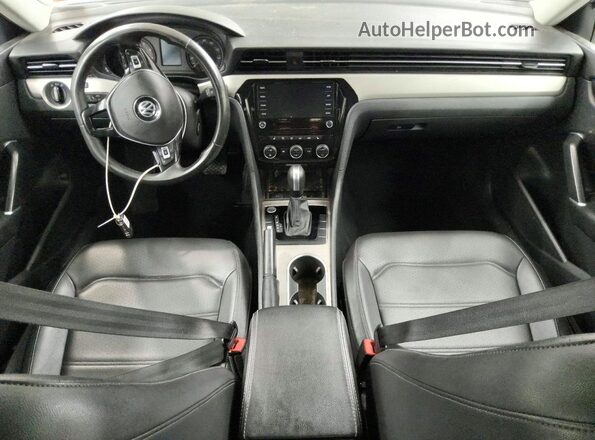 1VWSA7A33MC008280 2021 VOLKSWAGEN PASSAT Silver Vista del salpicadero