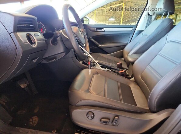 1VWSA7A39NC009113 2022 VOLKSWAGEN PASSAT Черный Вид салона спереди