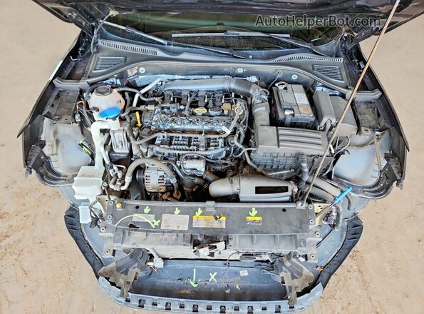 1VWSA7A39NC009113 2022 VOLKSWAGEN PASSAT Черный Вид задней части салона