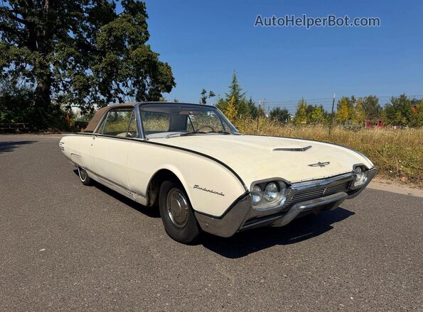 1Y71Z139615 1961 FORD T-BIRD Двухцветный Задняя левая четверть