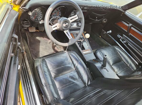 1Z37J5S427768 1975 CHEVROLET CORVETTE Yellow Առջևի վահանակի տեսք