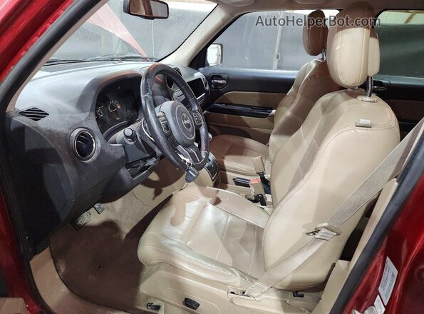 1C4NJRFBXHD179250 2017 JEEP PATRIOT Maroon Vista del salpicadero