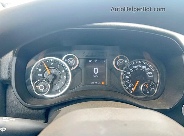 3C6UR5JJ3KG562170 2019 RAM 2500 White Սարքավորումների վահանակի տեսք