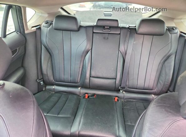 5UXKU0C53G0F92297 2016 BMW X6 White Widok wnętrza z tyłu