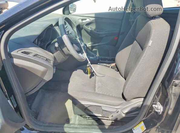 1FADP3K2XHL216483 2017 FORD FOCUS Black Вид панелі приладів