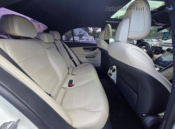 W1KAF4HB4PR082861 2023 MERCEDES-BENZ C-CLASS White Вид салону спереду