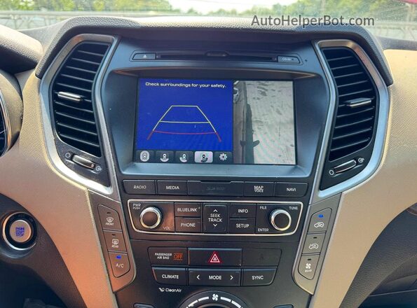 KM8SRDHF3HU202748 2017 HYUNDAI SANTA Red Widok komory silnika