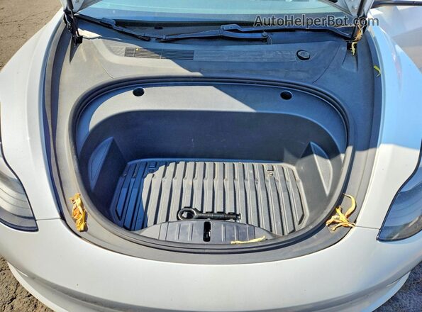 5YJ3E1EA9MF873291 2021 TESLA MODEL White Engine compartment view