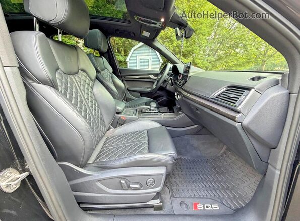 WA1B4AFY9M2015763 2021 AUDI SQ5 Черный Вид спереди