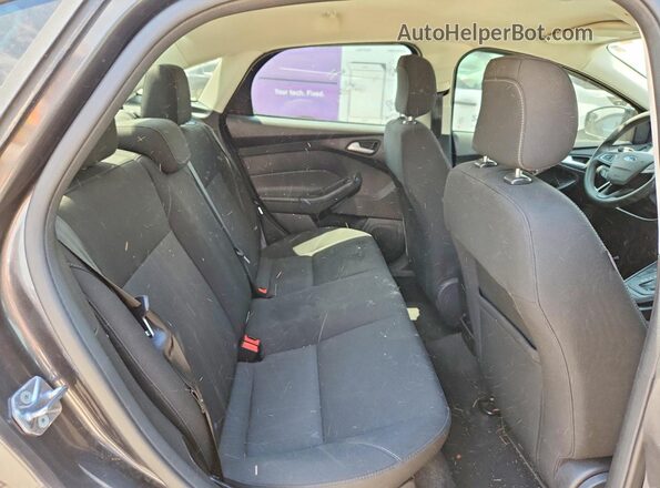 1FADP3FE3JL204220 2018 FORD FOCUS Gray Вид задньої частини салону