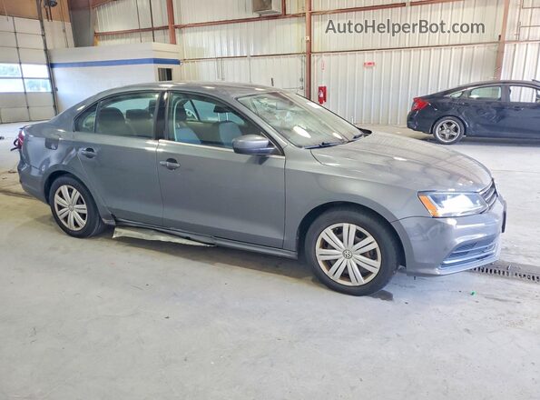 3VW2B7AJ4HM329423 2017 VOLKSWAGEN JETTA Серебряный Вид спереди