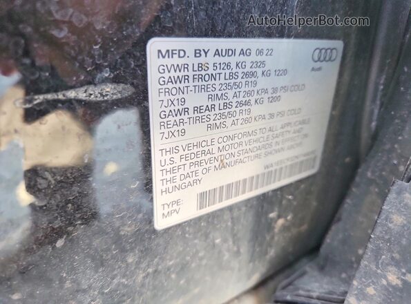 WA1EECF32N1146082 2022 AUDI Q3 Black Սալոնի 360 աստիճան տեսք