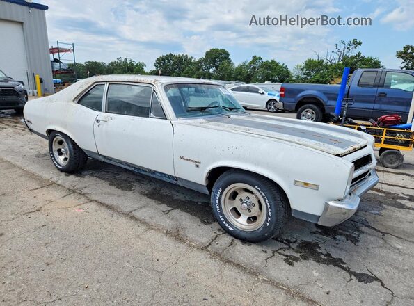 213271W207087 1971 PONTIAC VENTURA White Front right