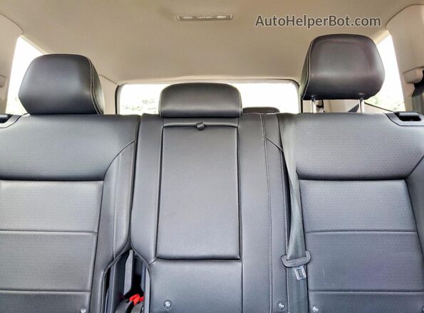 1V2HR2CA5MC544344 2021 VOLKSWAGEN ATLAS Silver Widok wnętrza z tyłu