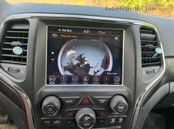 1C4RJFAG0JC139919 2018 JEEP CHEROKEE Black Вид панелі приладів
