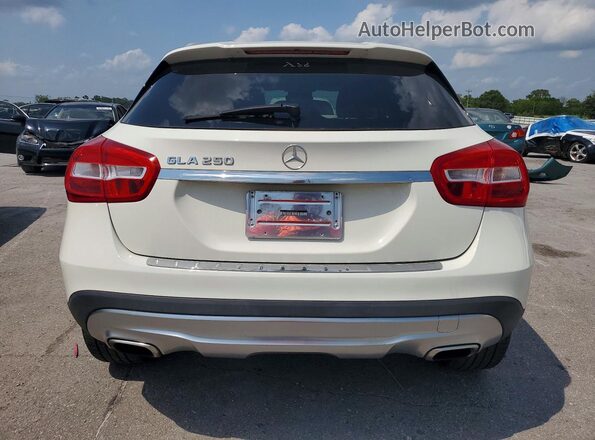 WDCTG4EB2HJ303582 2017 MERCEDES-BENZ GLA White Vista interior delantera
