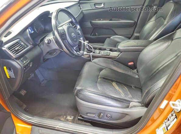 5XXGU4L39GG040280 2016 KIA OPTIMA Оранжевый Вид панели приборов