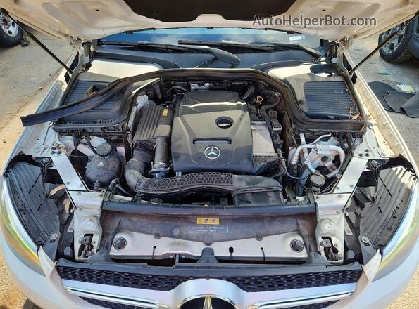 WDC0J4KB4HF212728 2017 MERCEDES-BENZ GLC-CLASS White Engine compartment view
