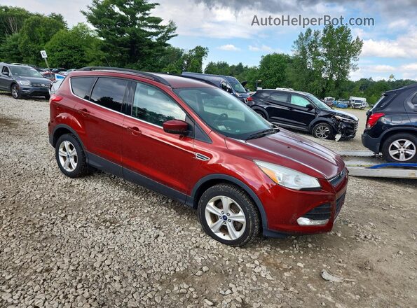 1FMCU9GX1GUC48023 2016 FORD ESCAPE Красный Вид спереди