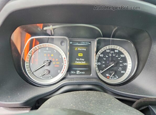 1N6AA1C82HN554077 2017 NISSAN TITAN Black Vista de los asientos traseros
