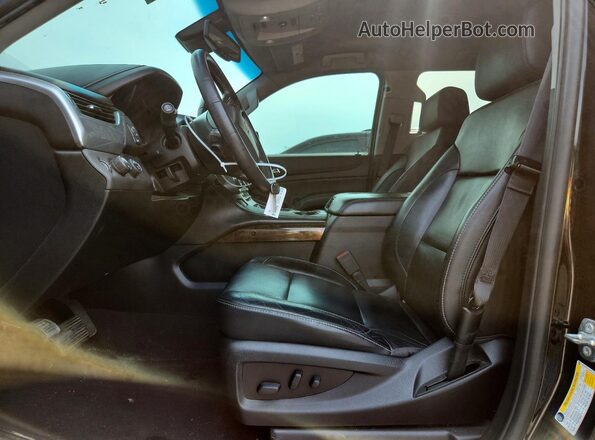 1GNSKHKCXKR113663 2019 CHEVROLET SUBURBAN Black Vista del salpicadero
