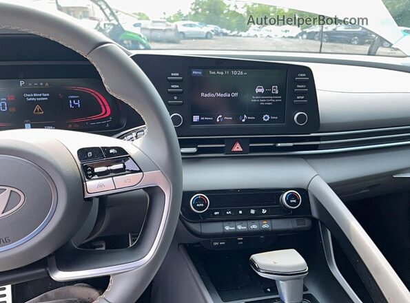 KMHLM4DG0SU094579 2025 HYUNDAI ELANTRA Серебряный Вид задних сидений