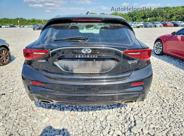 SJKCH5CP7JA059700 2018 INFINITI QX30 Black Вид салону спереду