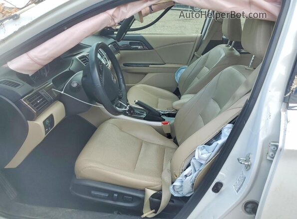 1HGCR3F96GA004974 2016 HONDA ACCORD Белый Вид панели приборов