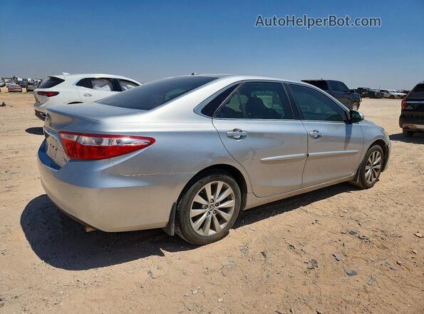 4T1BK1FK2GU571098 2016 TOYOTA CAMRY Silver Delantero derecho