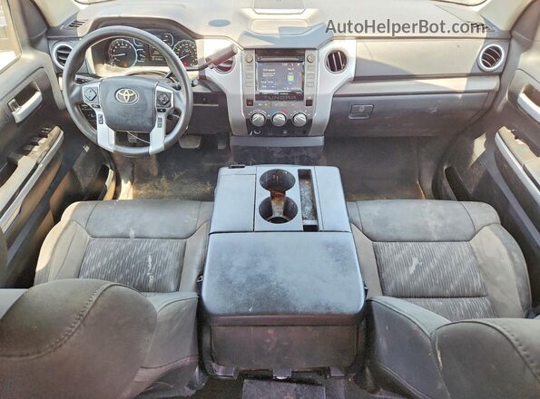 5TFRM5F16JX124789 2018 TOYOTA TUNDRA Gray ხელსაწყოთა პანელის ხედი
