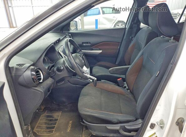 3N1CP5CU0JL532876 2018 NISSAN KICKS White Առջևի վահանակի տեսք
