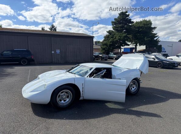2407387 1958 FORD GT White უკანა სავარძლების ხედი