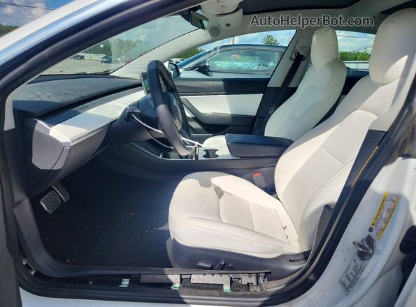 5YJ3E1EA7LF793311 2020 TESLA MODEL 3 White Առջևի վահանակի տեսք