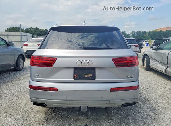 WA1LAAF7XHD005838 2017 AUDI Q7 Silver Вид салону спереду