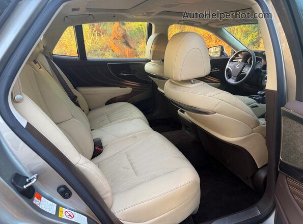 JTHB5LFF7J5003830 2018 LEXUS LS500 Серебряный Вид салона спереди