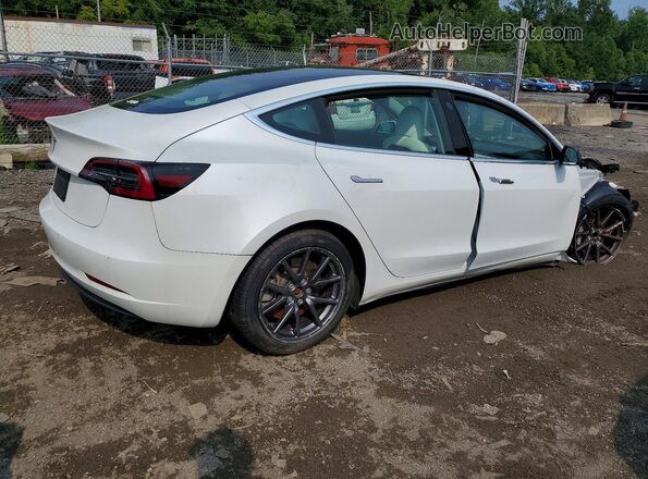 5YJ3E1EA4KF486614 2019 TESLA MODEL 3 White Front right