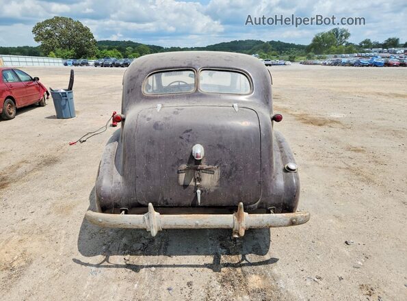 24565WIS 1938 OLDSMOBILE 88 Коричневый Вид сзади
