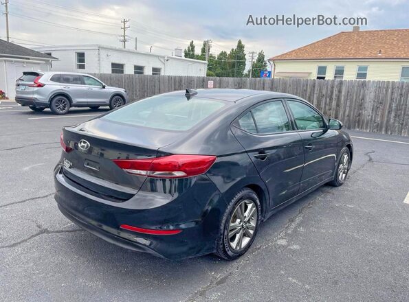 5NPD84LF1HH194151 2017 HYUNDAI ELANTRA Black Front view