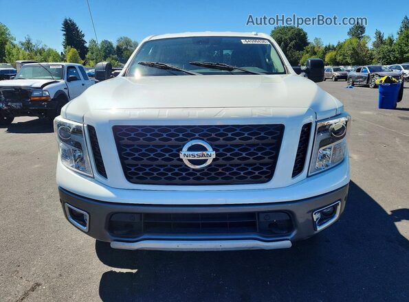 1N6AA1E59HN533262 2017 NISSAN TITAN Белый Вид сзади