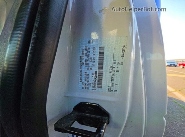 1FDWE3FN0RDD00655 2024 FORD ECONOLINE Белый Вид задней части салона