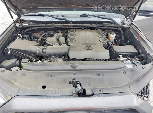 JTEZU5JR5K5195892 2019 TOYOTA 4RUNNER Charcoal VIN կոդի պիտակի տեսք