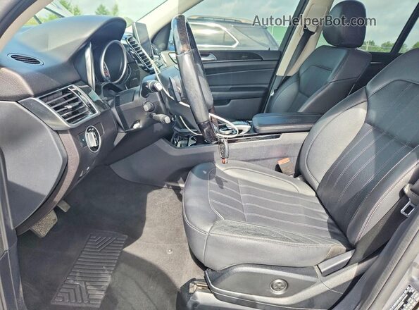4JGDA5JB1GA699957 2016 MERCEDES-BENZ GLE-CLASS Silver Widok deski rozdzielczej