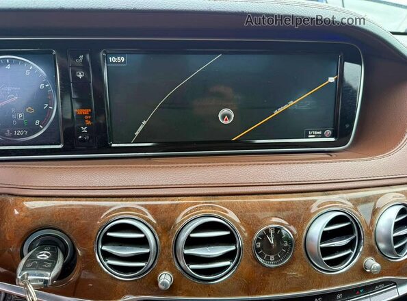 WDDUG8FB0HA304445 2017 MERCEDES-BENZ S Белый Вид панели приборов