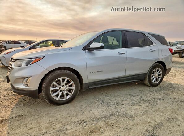 2GNAXJEV2J6314159 2018 CHEVROLET EQUINOX Silver Tył lewy