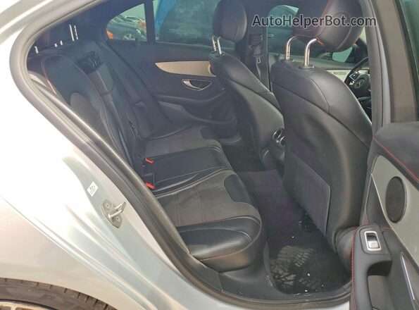 55SWF6EB2JU274470 2018 MERCEDES-BENZ C Silver Vista interior trasera