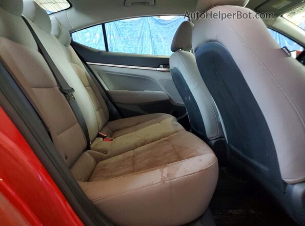 5NPD84LFXLH556163 2020 HYUNDAI ELANTRA Red Rear interior view