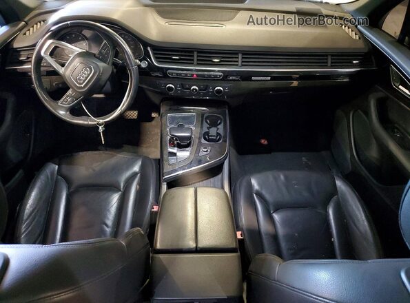 WA1AAAF77HD015377 2017 AUDI Q7 White Вид щитка приладів