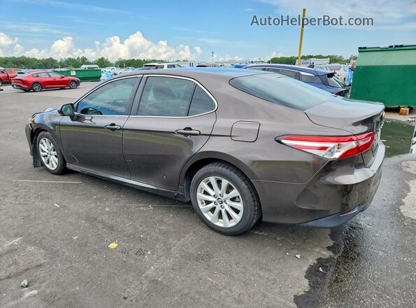 4T1B11HK6JU574237 2018 TOYOTA CAMRY Brown Trasero derecho